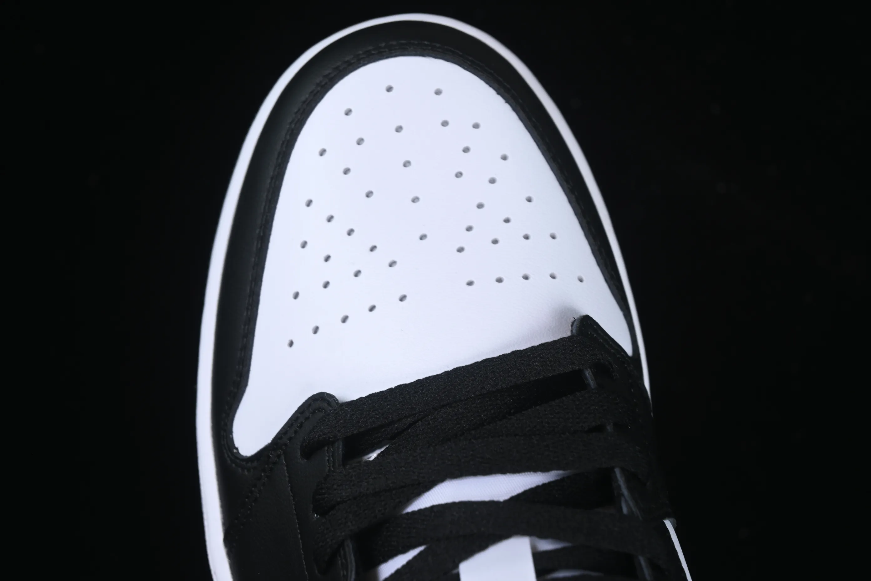 All categories Air Jordan Jordan series basketball shoes Air Jordan 1 Low Air Jordan 1 Low AJ1 Joe 1 black and white panda low-top cultural basketball shoes 553558-131